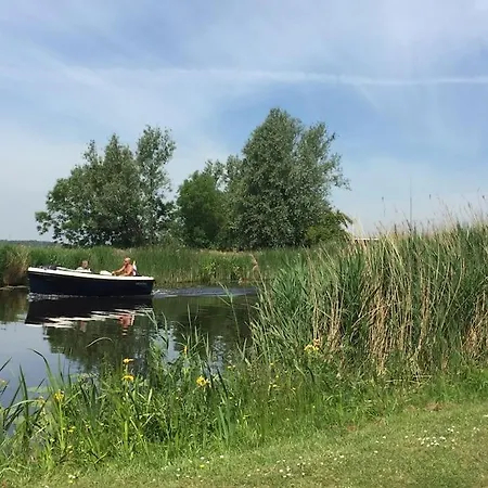 בית נופש Near Amsterdam, The Hague, Leiden And North Sea Warmond